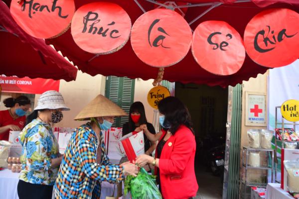 Mở đường dây nóng giải đáp vướng mắc khi thực hiện gói hỗ trợ an sinh xã hội